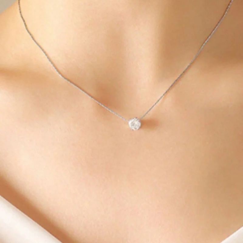 Collier " discrétion"